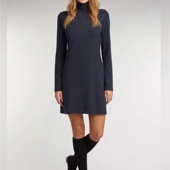 Soft Surroundings Dresses & Skirts - Soft Surroundings Black Long Sleeve Turtleneck Dress